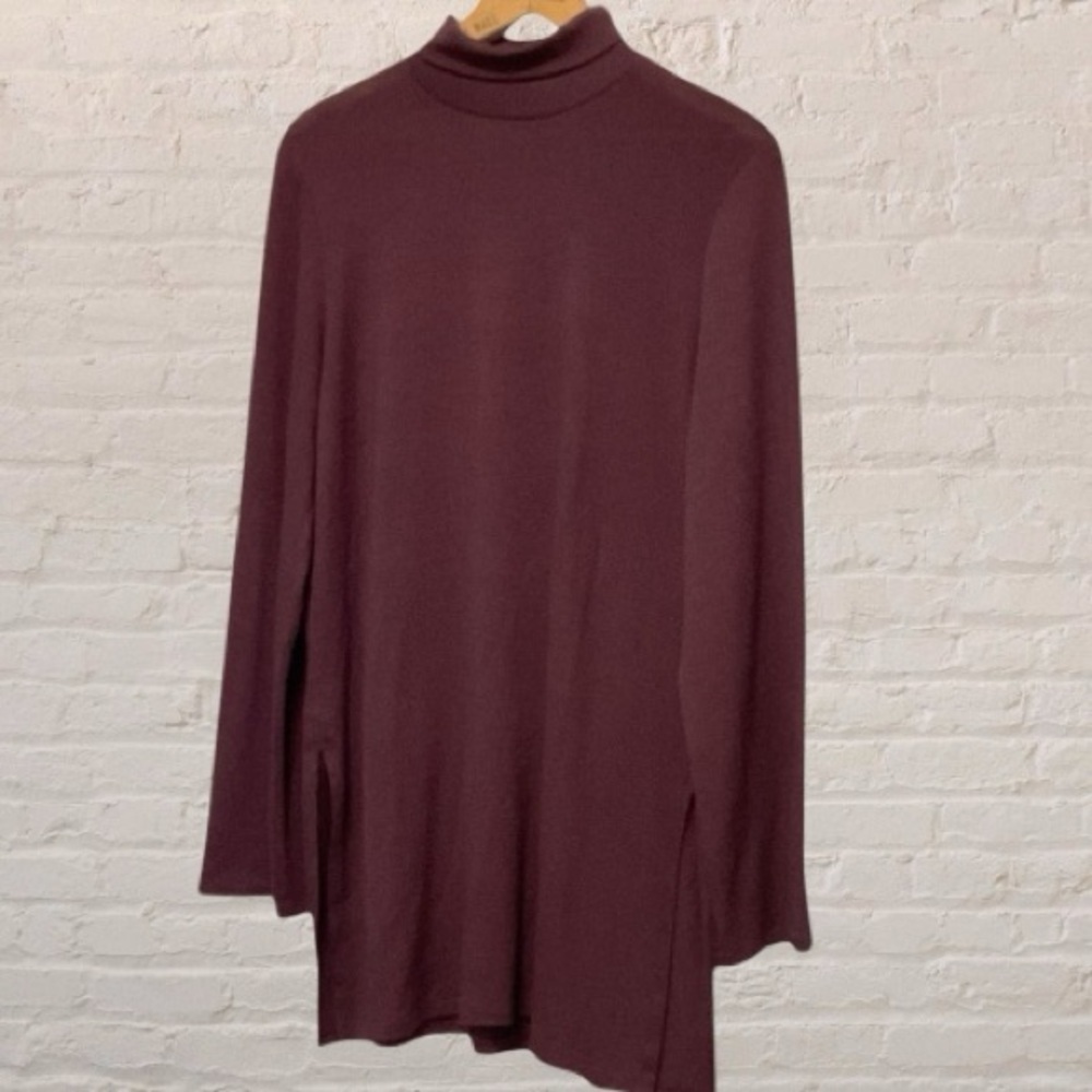 WILFRED Burgundy Merlot knit Long Sleeve Turtleneck split side tunic Top Size L